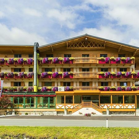 Hotel Barbarahof Saalbach, Inkl Jokercard Exterior foto